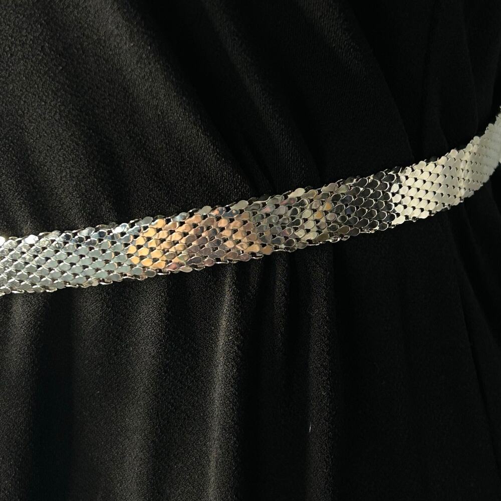 Silver Metal Mesh Belt Adjustable Grommet Buckle Y2K Disco 29” - Picture 8 of 9